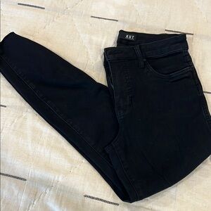 Kut from the Kloth Jet Black Denim skinny Jeans size 4